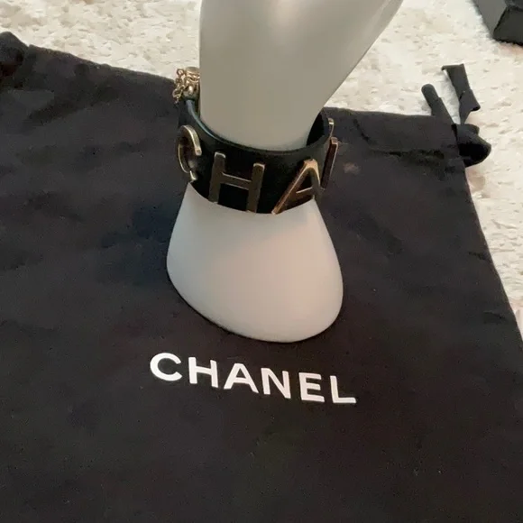 ❌SOLD❌Chanel Calfskin Logo Cuff Bracelet - Picture 7 of 13